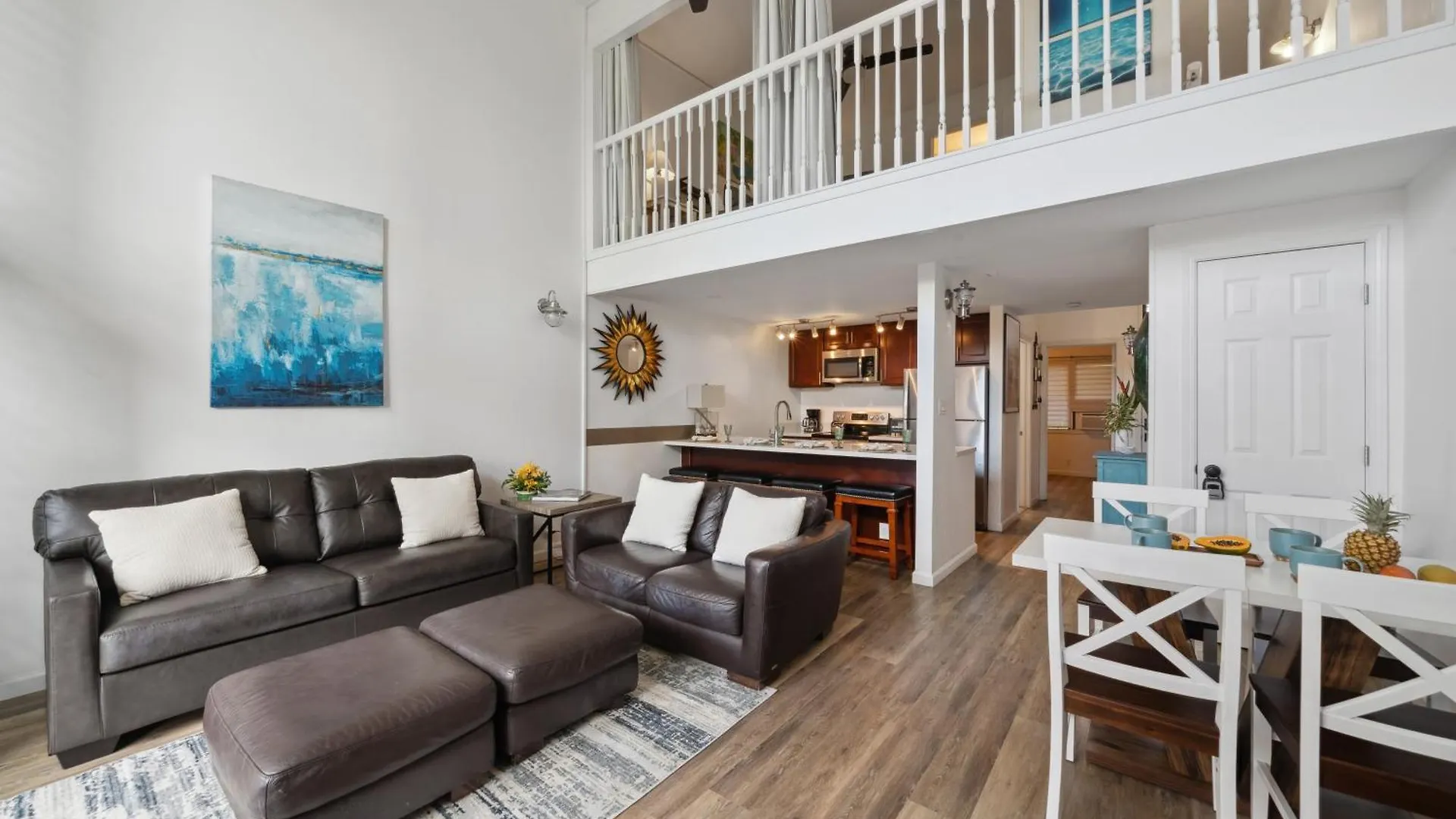 3 Min Walk To Beach With 2 King Beds And Centrally Located Kihei