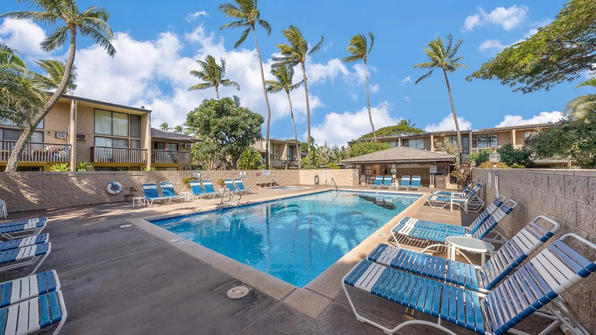 Daire 3 Min Walk To Beach With 2 King Beds And Centrally Located Kihei
