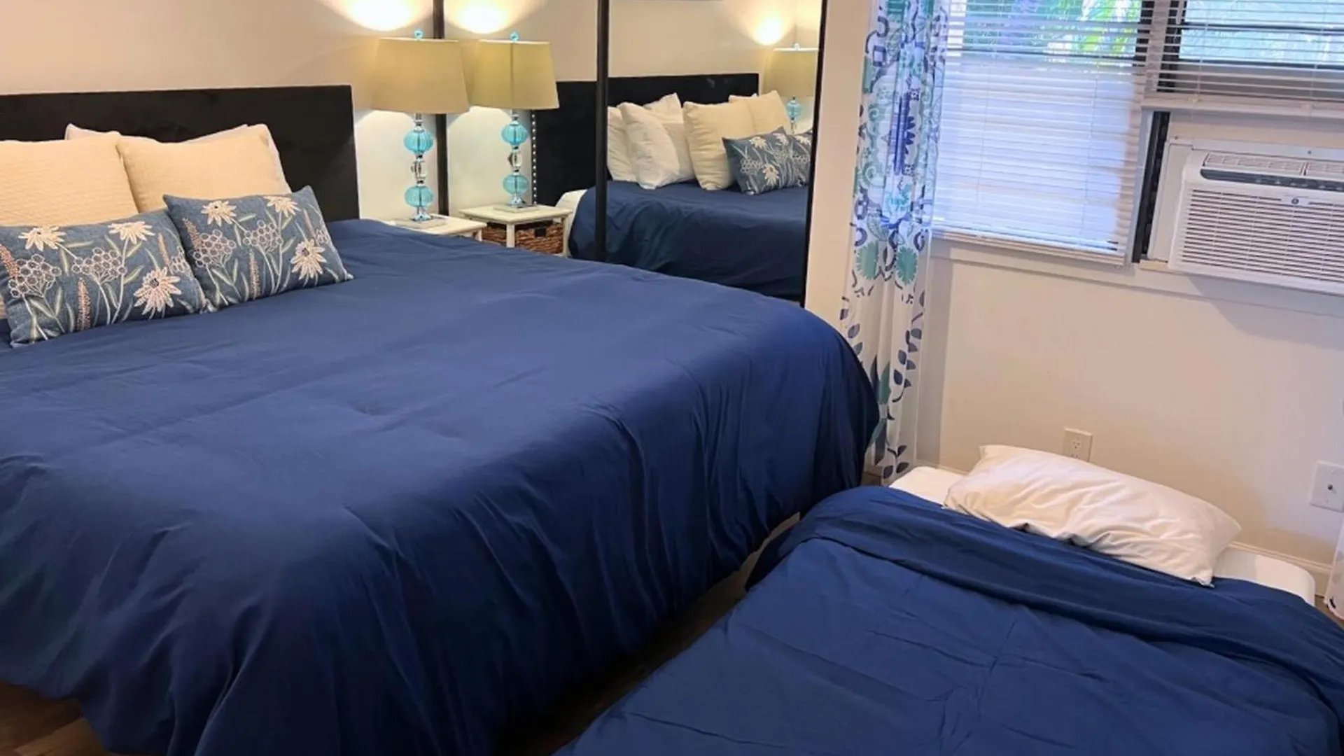Daire 3 Min Walk To Beach With 2 King Beds And Centrally Located Kihei