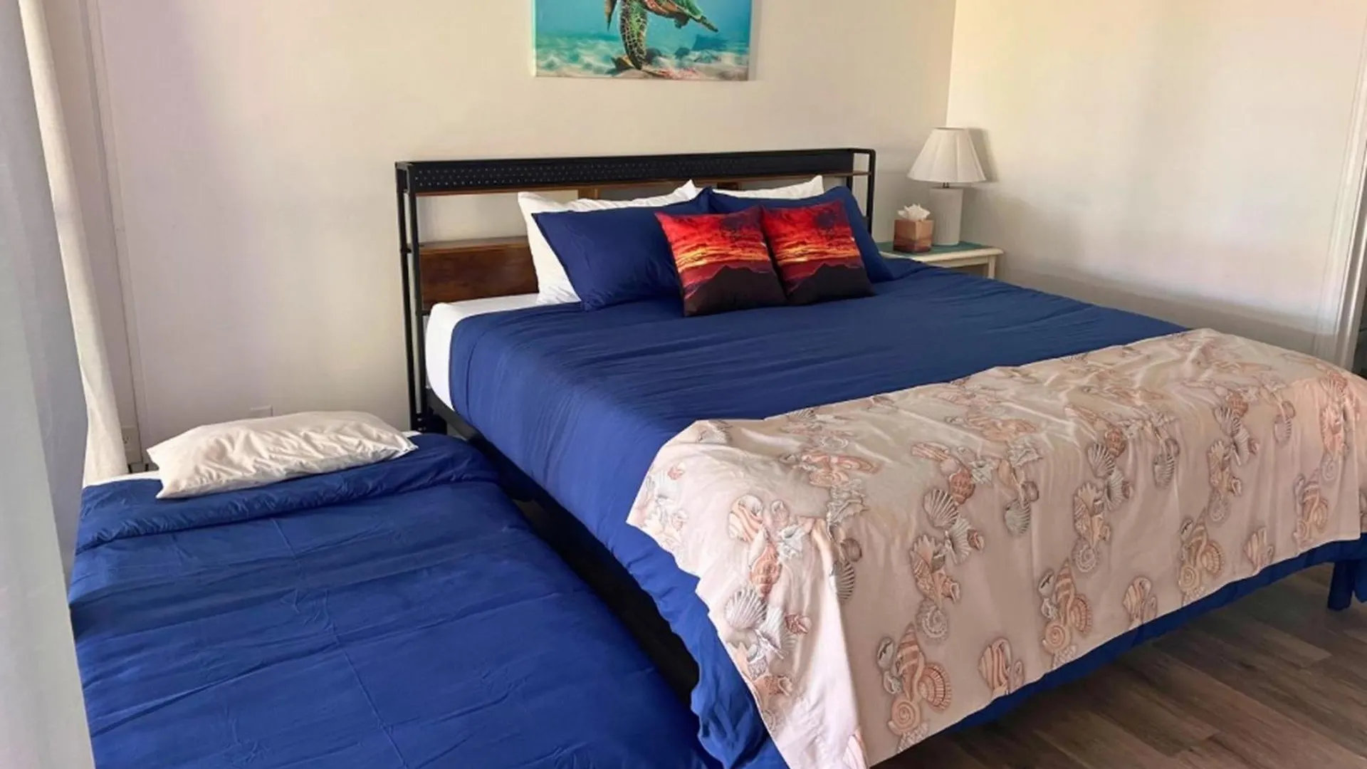 3 Min Walk To Beach With 2 King Beds And Centrally Located Kihei ABD